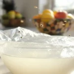 Un solo ingrediente per una soluzione rapida: come liberarsi delle mosche in un minuto